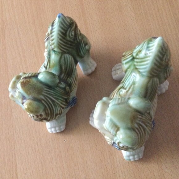 Pair Vintage foo dog lion figurines green blue ceramic san cai lucky - Picture 5 of 7